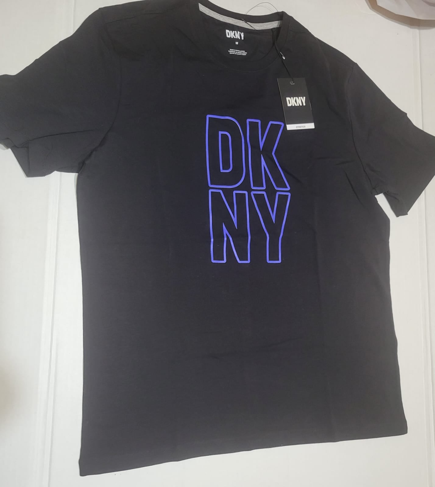 DKNY - Camiseta